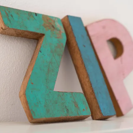 B&B Zip . Design In 4*