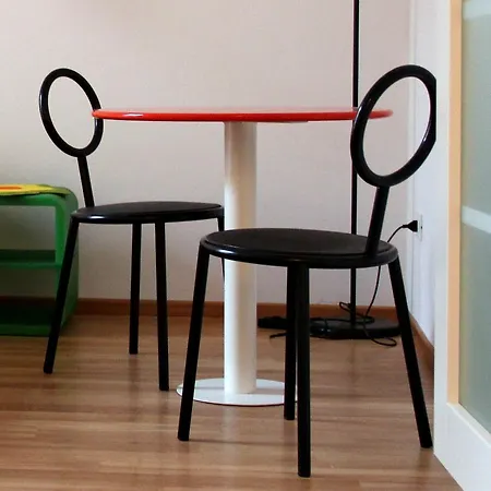 Zip . Design In 4* Флоренция